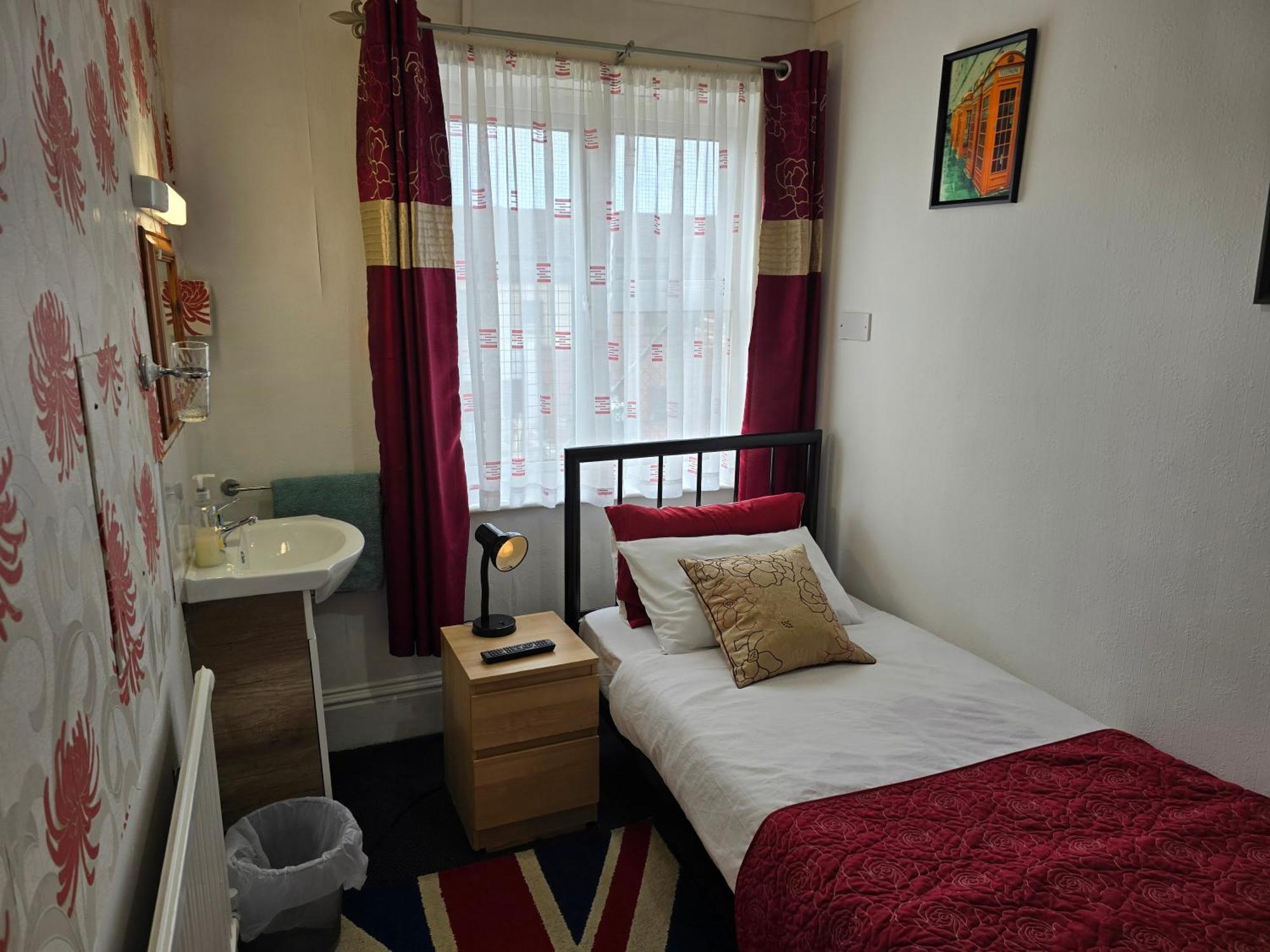 The Fairhaven Hotel Beeston  Eksteriør billede