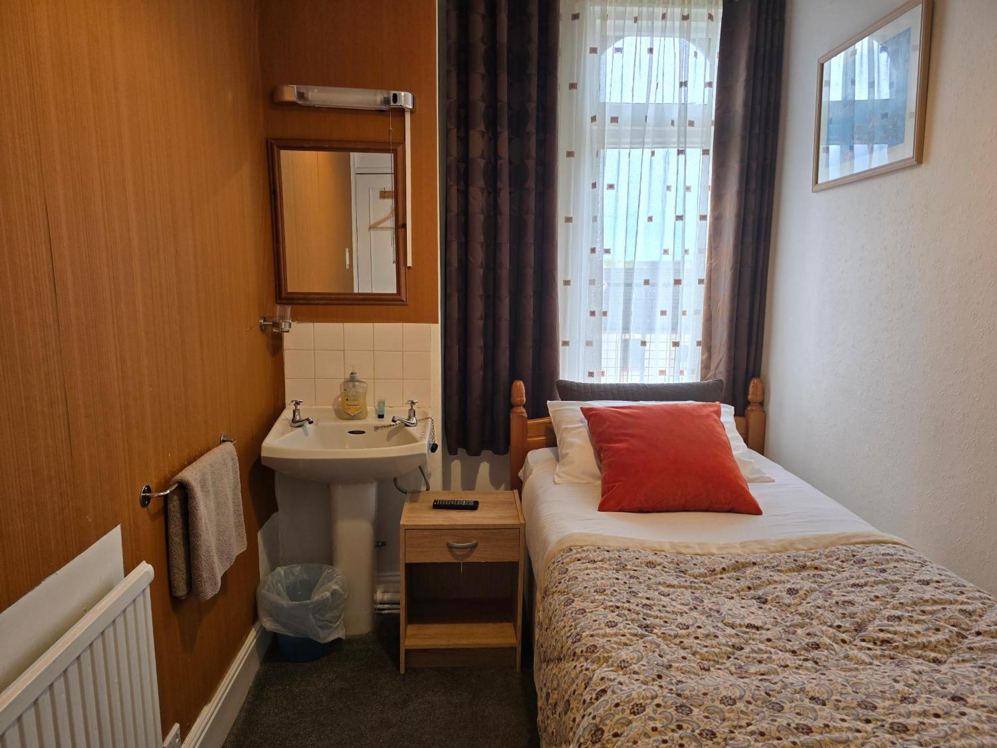 The Fairhaven Hotel Beeston  Eksteriør billede